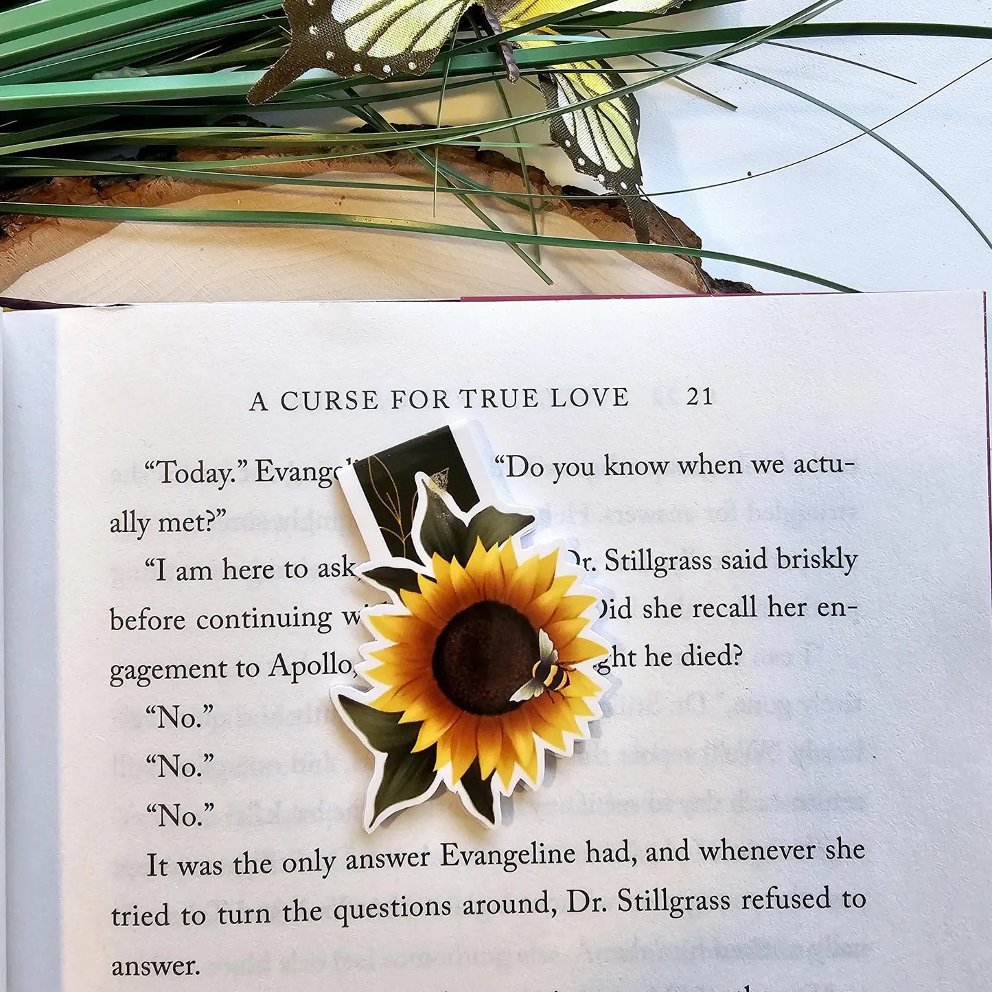 Bee magnetic Bookmark