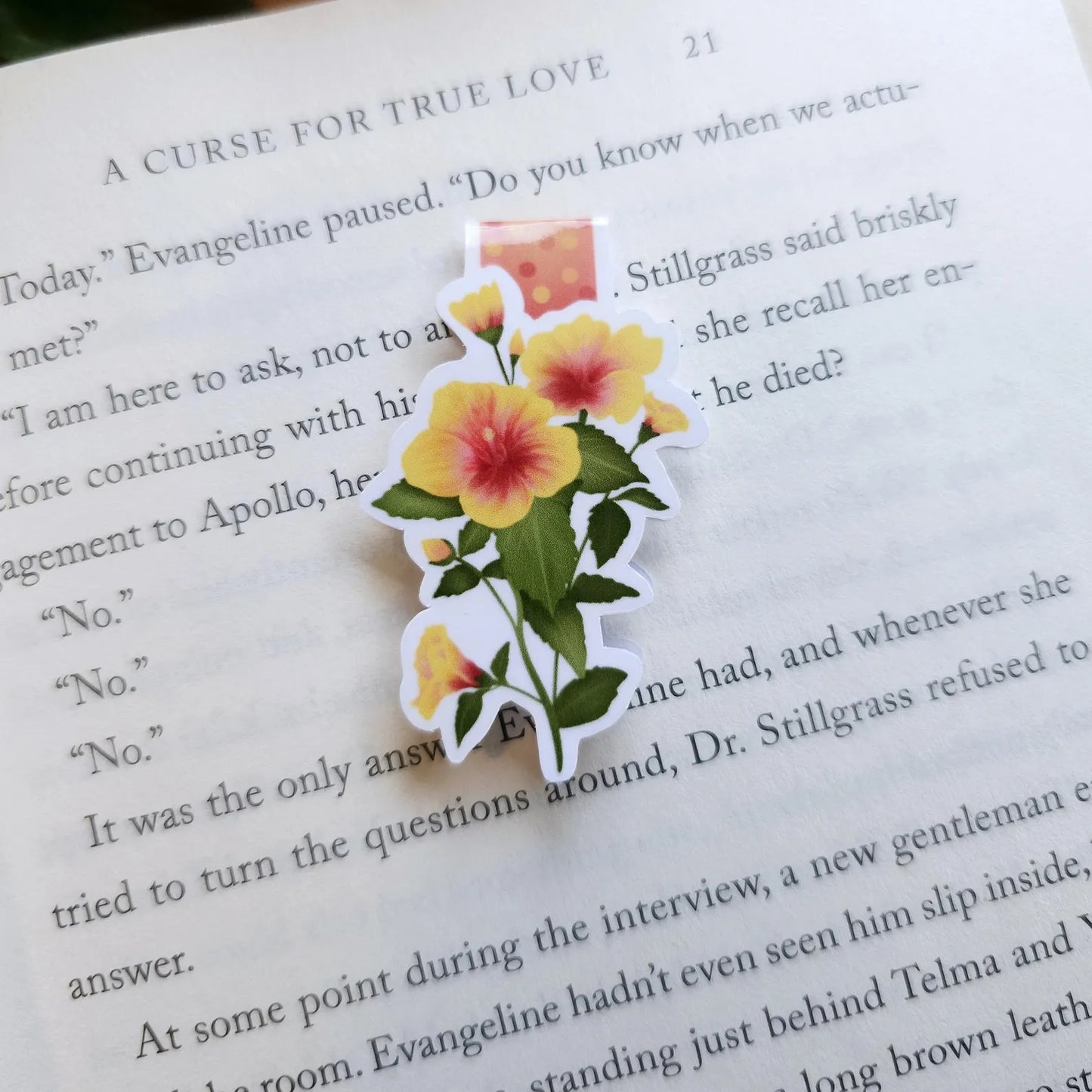 Hibiscus magnetic bookmark