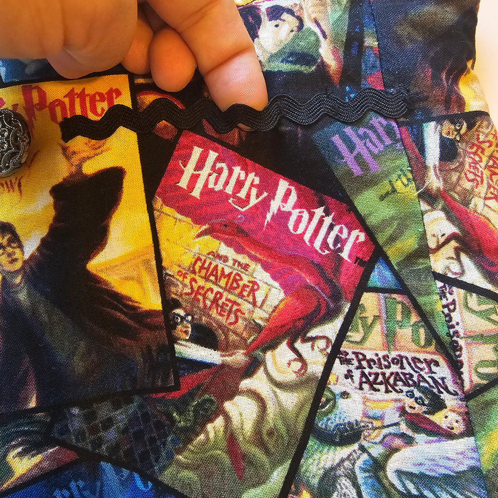 
                  
                    HARRY POTTER PICTURE HANDMADE BAG
                  
                