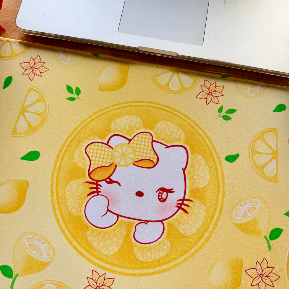 HELLO KITTY LEMON CAKE  DESK PADS