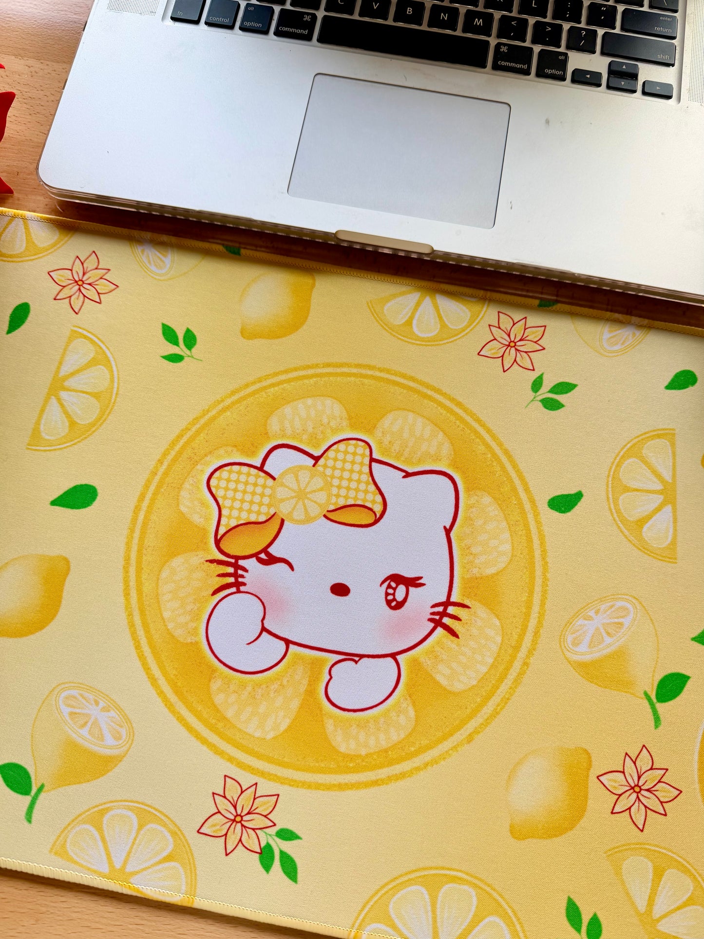 HELLO KITTY LEMON CAKE  DESK PADS