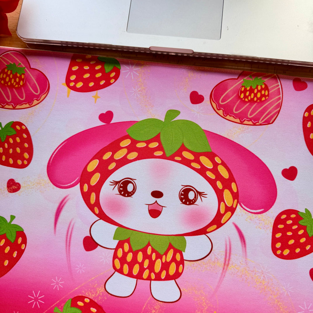 MY MELODY STRAWBERRY DESK PADS