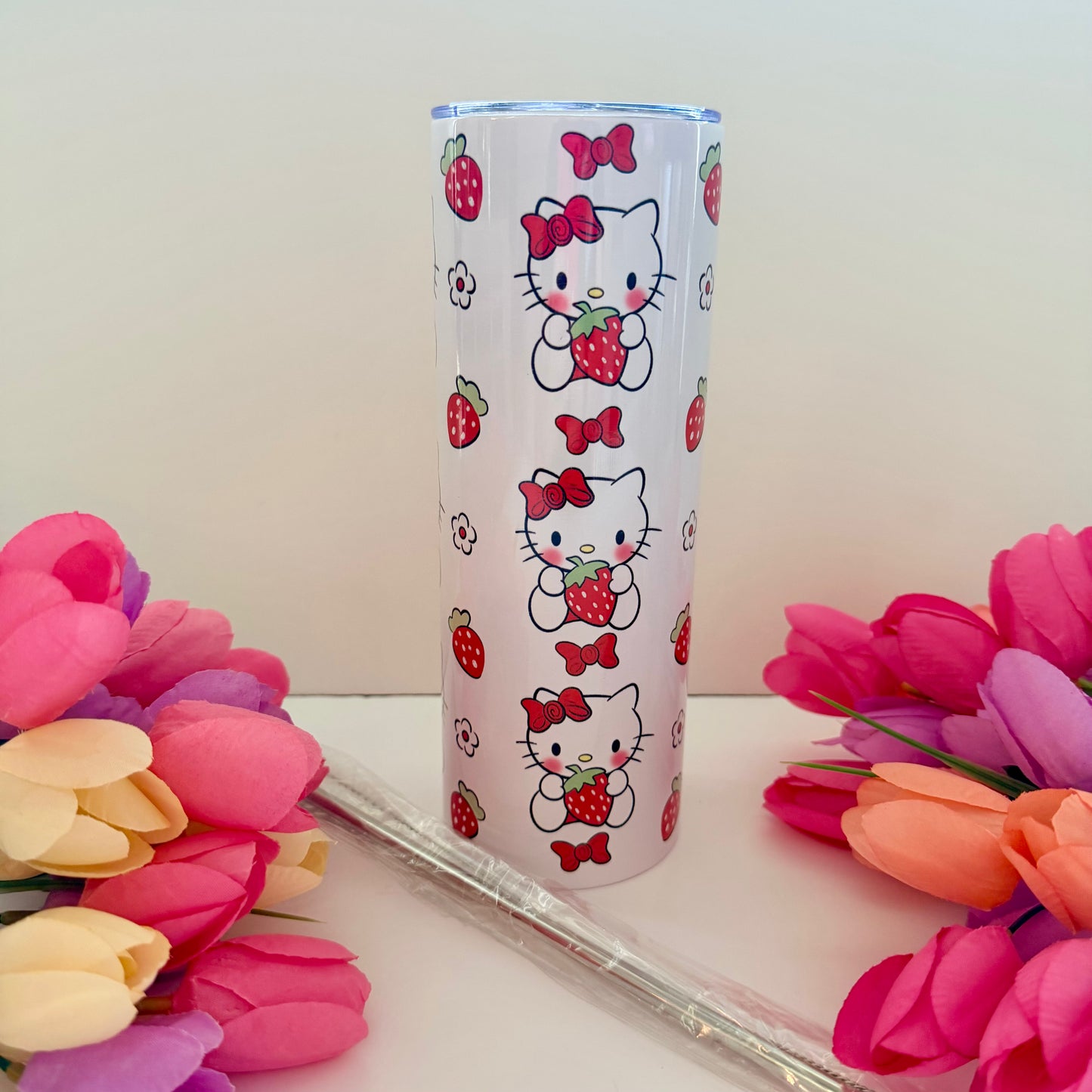HELLO KITTY STRAWBERRY TUMBLER