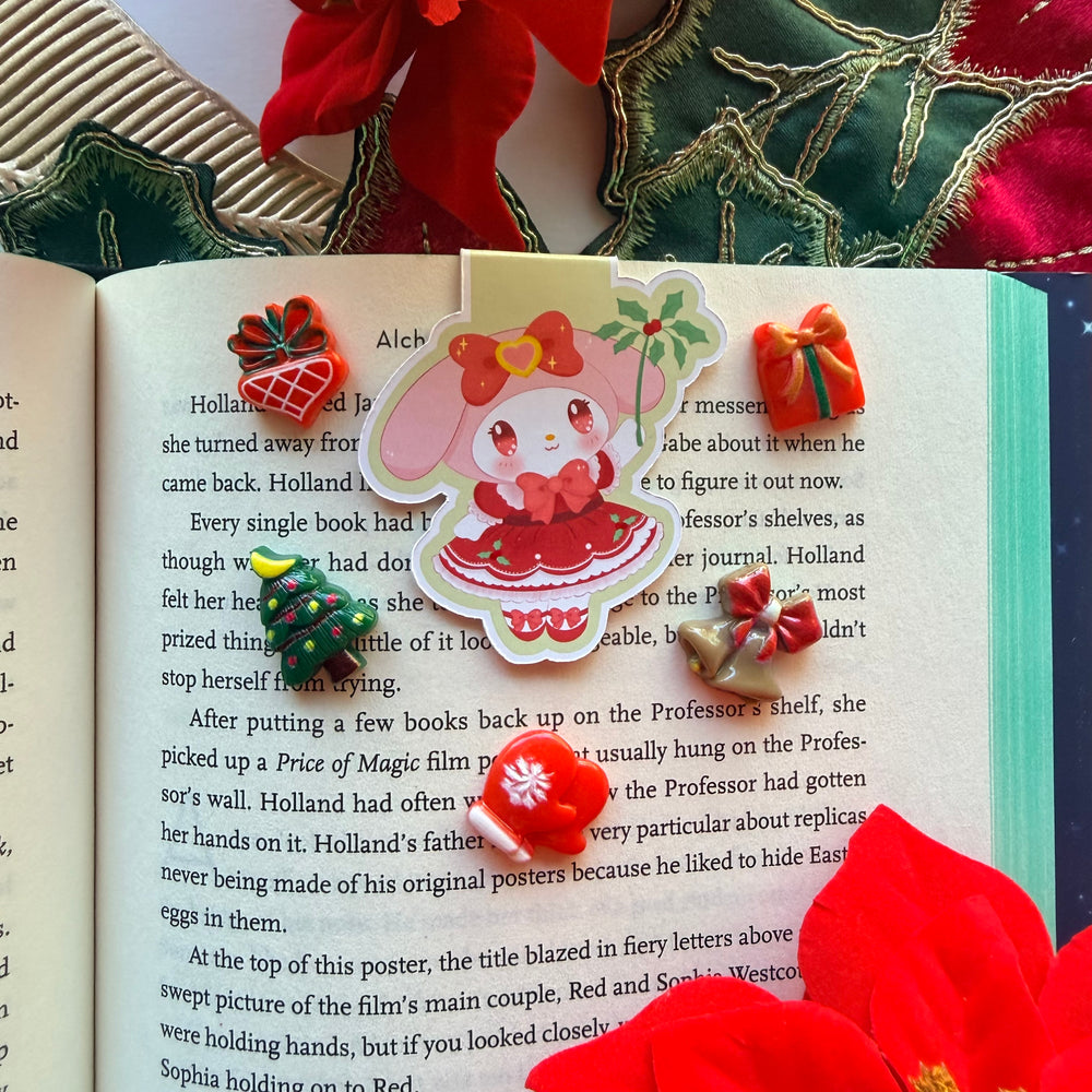 MY MELODY MISTLETOE MAGNETIC BOOKMARK