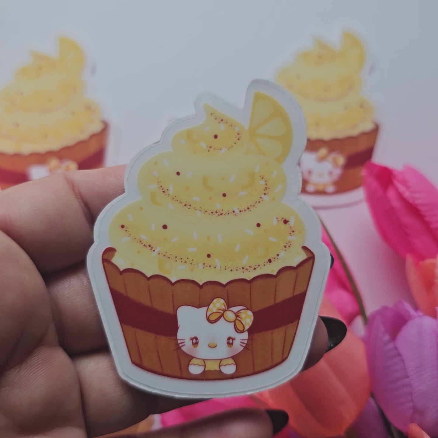 LEMON CUPCAKE HELLO KITTY STICKER